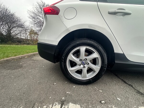 Used Volvo V40 2015 for sale - 74298367: Photo 38