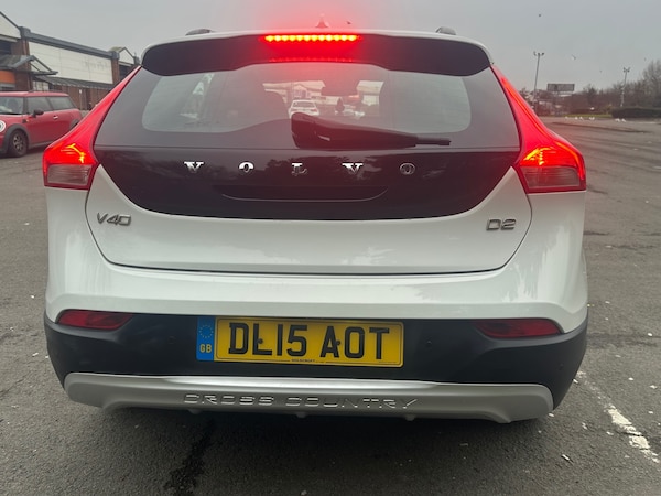 Used Volvo V40 2015 for sale - 74298367: Photo 43