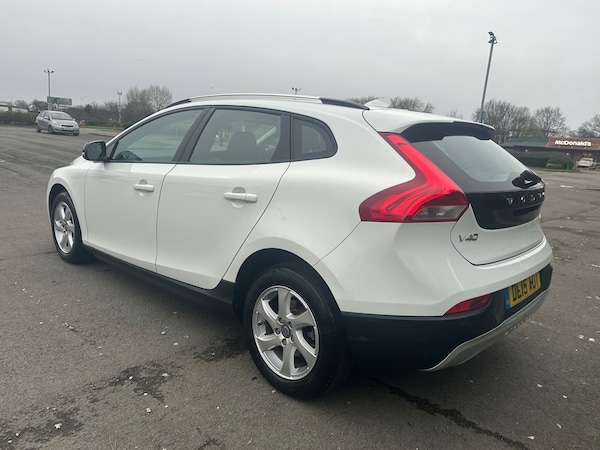 Used Volvo V40 2015 for sale - 74298367: Photo 6