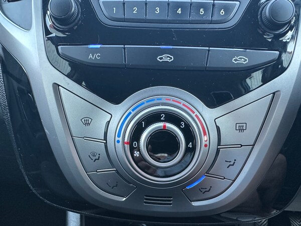 Used Hyundai Ix20 2011 for sale - 75137683: Photo 21
