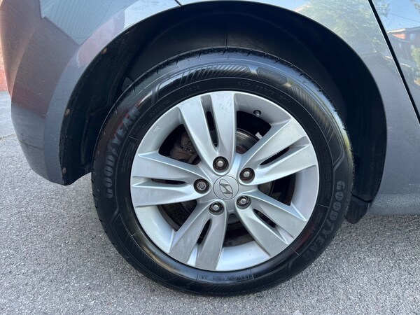 Used Hyundai Ix20 2011 for sale - 75137683: Photo 38