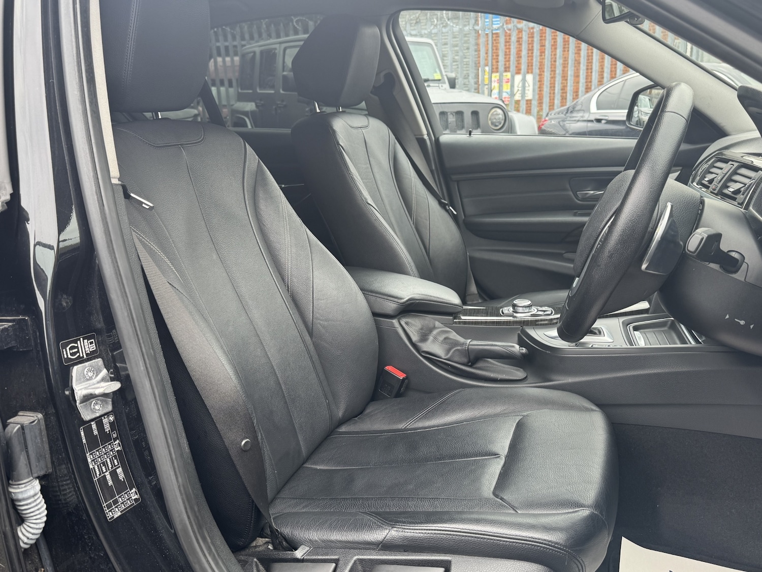 Used BMW 3 Series 2012 for sale - 76526469: Photo 29