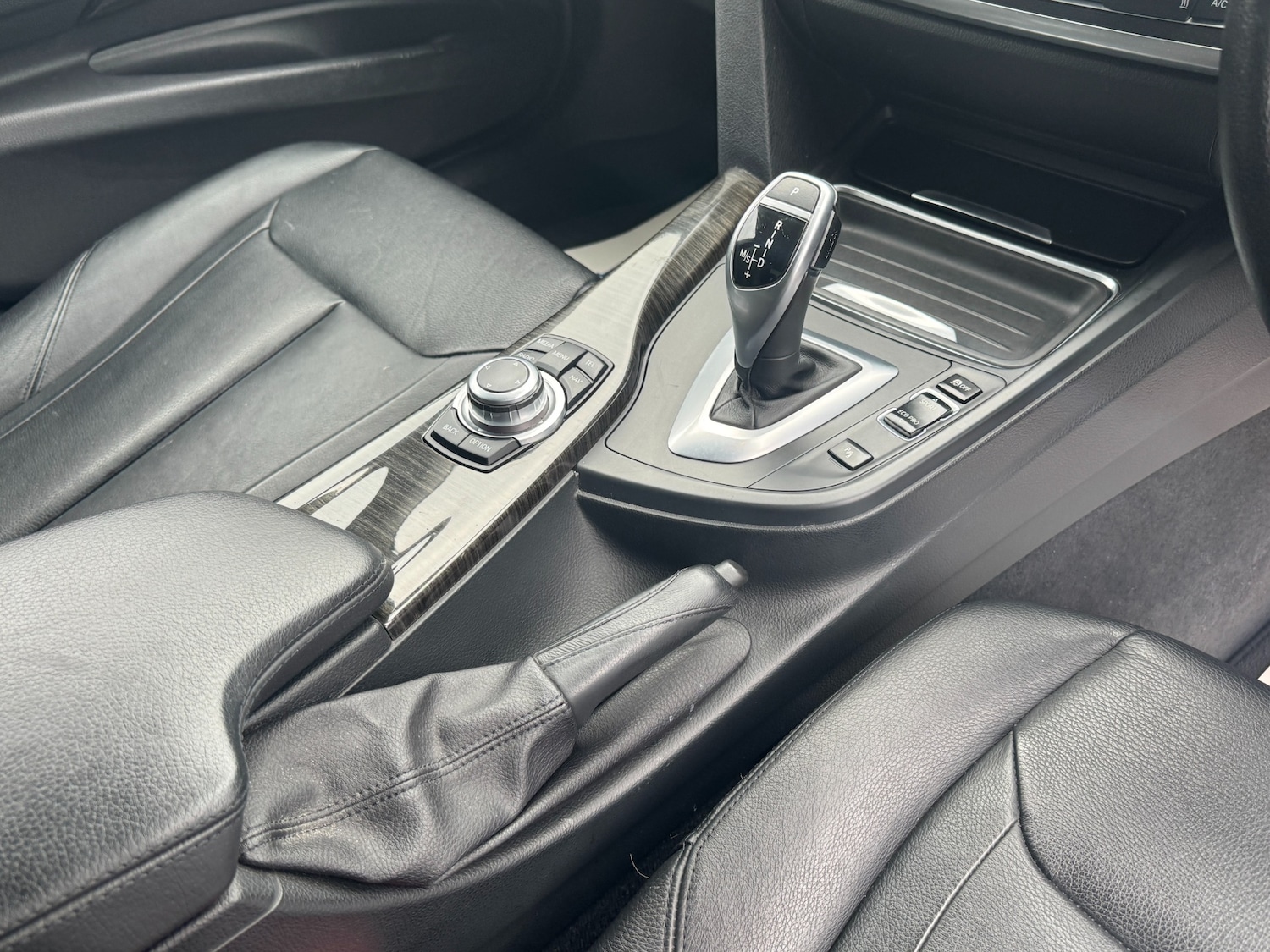 Used BMW 3 Series 2012 for sale - 76526469: Photo 30