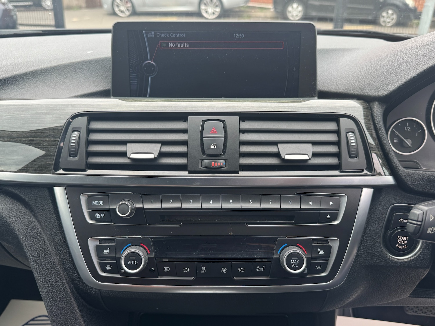 Used BMW 3 Series 2012 for sale - 76526469: Photo 38