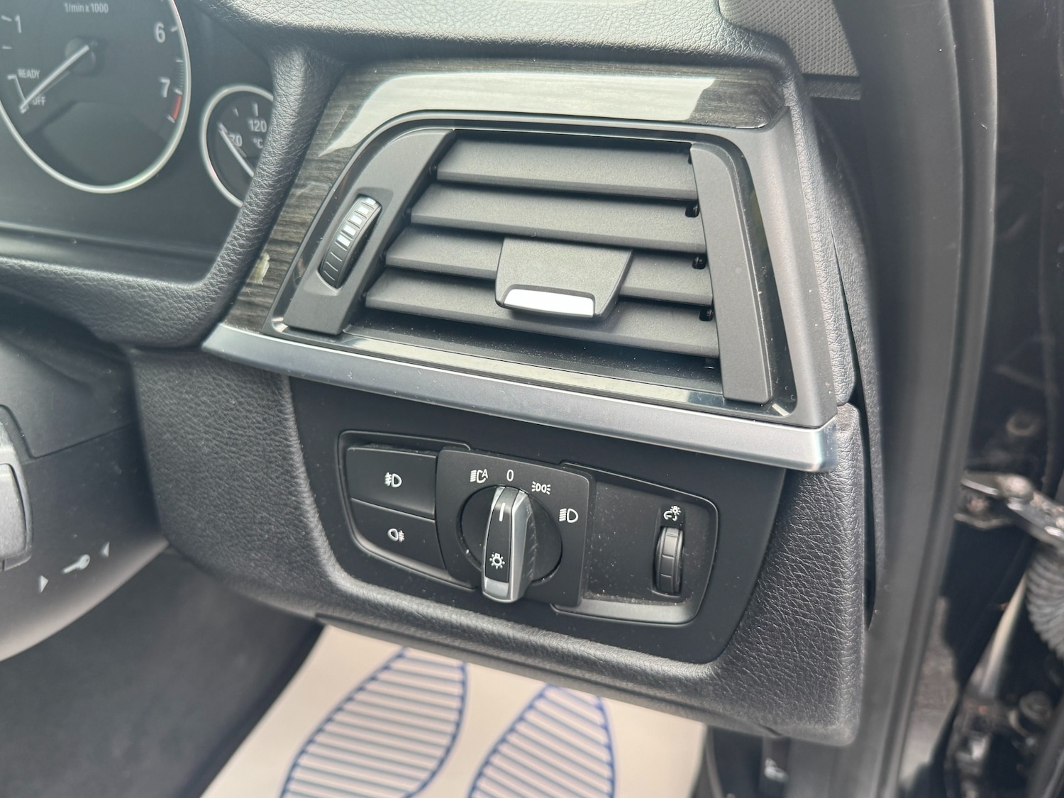 Used BMW 3 Series 2012 for sale - 76526469: Photo 47