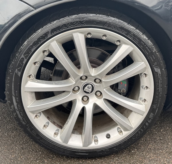 Used Jaguar XKR 2006 for sale - 73352754: Photo 26