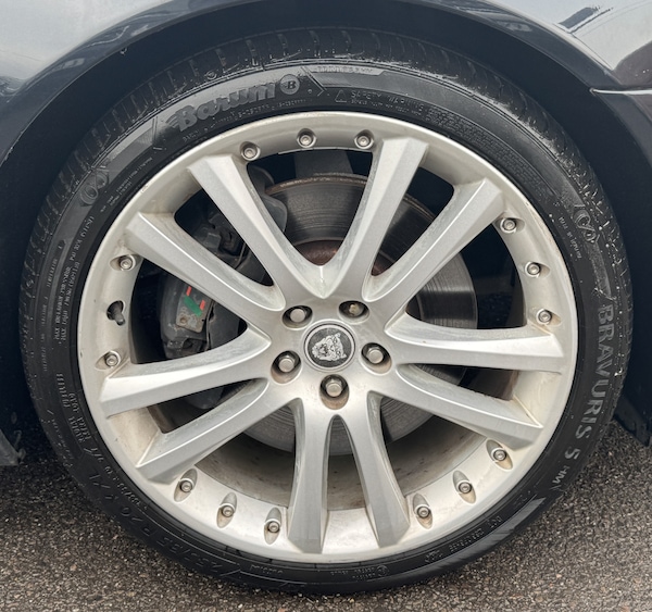 Used Jaguar XKR 2006 for sale - 73352754: Photo 27