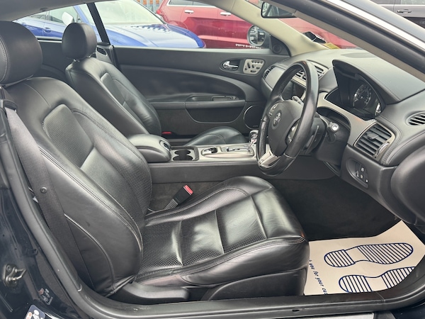 Used Jaguar XKR 2006 for sale - 73352754: Photo 32