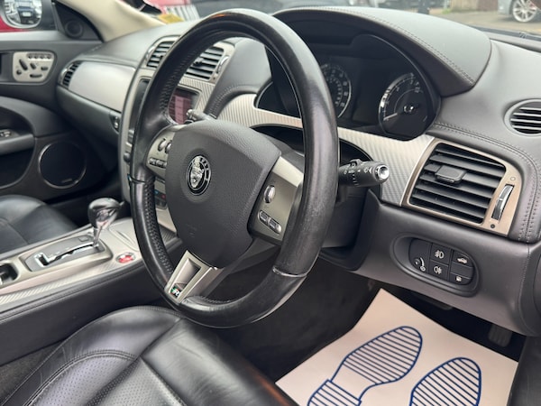 Used Jaguar XKR 2006 for sale - 73352754: Photo 47