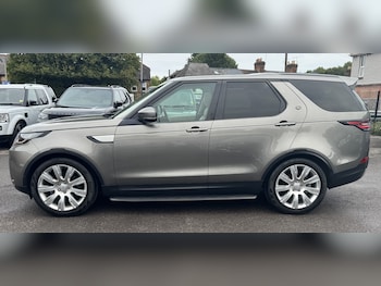 Used Land Rover Discovery 2019 for sale - 75864631: Photo