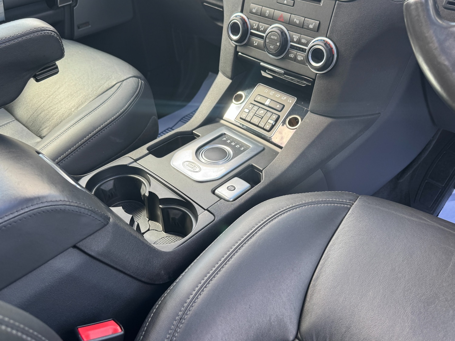 Used Land Rover Discovery 2016 for sale - 78140046: Photo 32