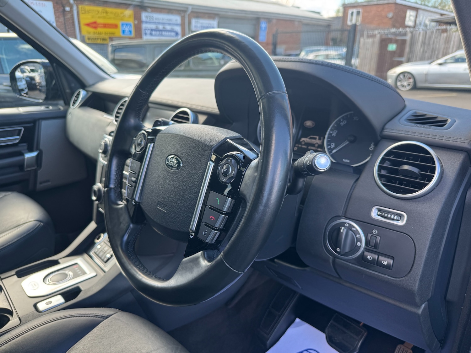 Used Land Rover Discovery 2016 for sale - 78140046: Photo 51