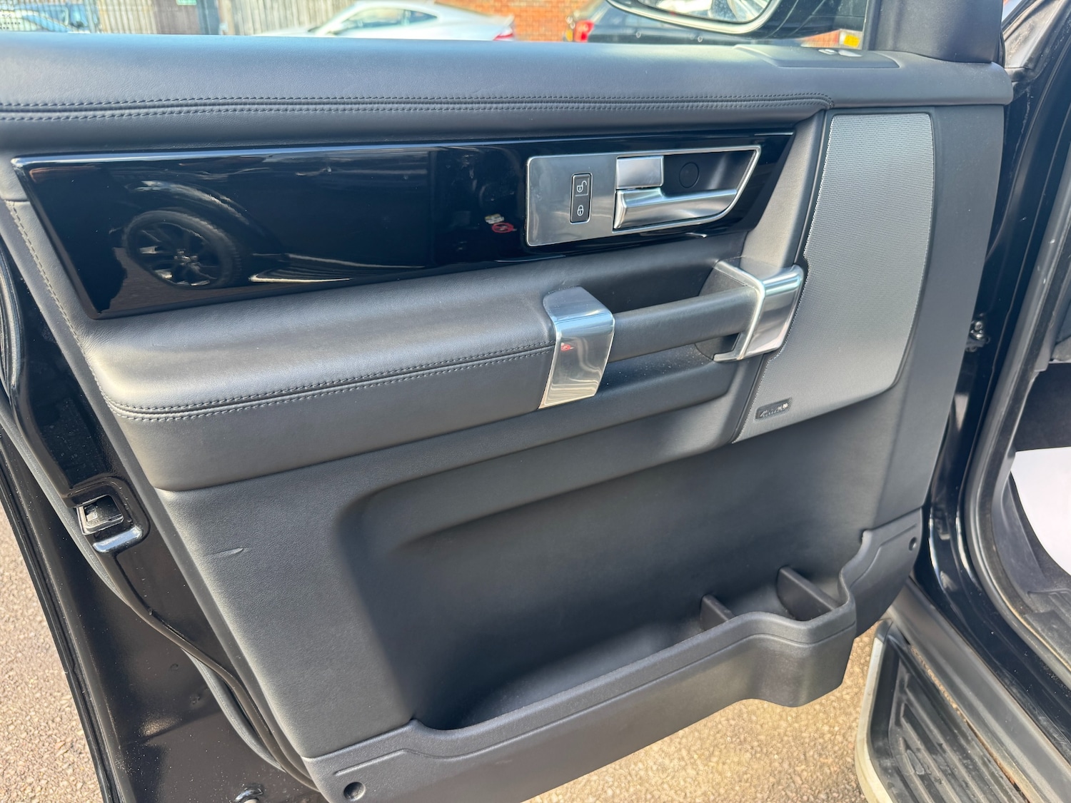 Used Land Rover Discovery 2016 for sale - 78140046: Photo 55