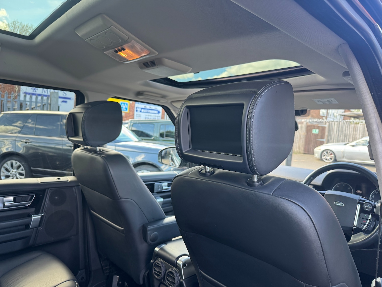 Used Land Rover Discovery 2016 for sale - 78140046: Photo 64