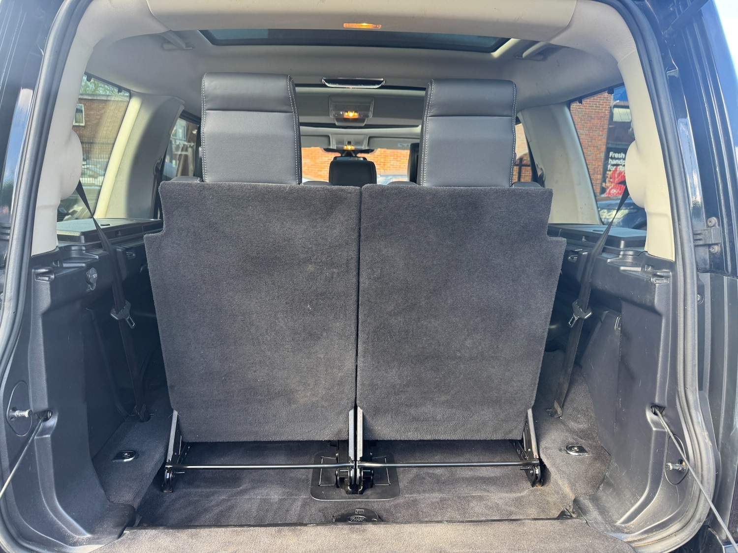 Used Land Rover Discovery 2016 for sale - 78140046: Photo 68