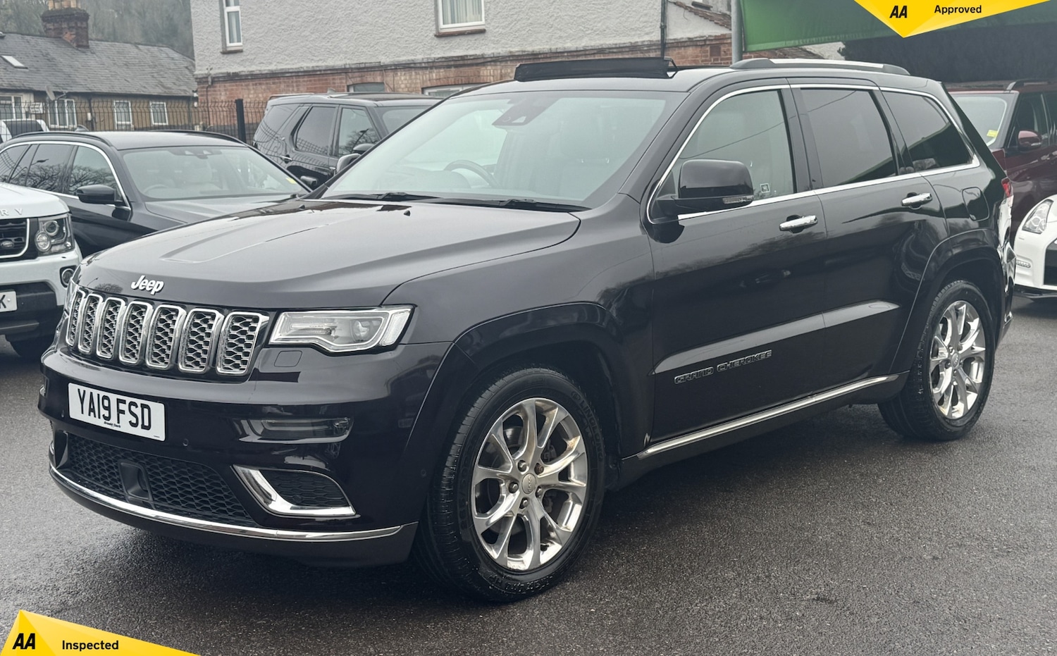 Used Jeep Grand Cherokee 2019 for sale - 76603728: Photo 1