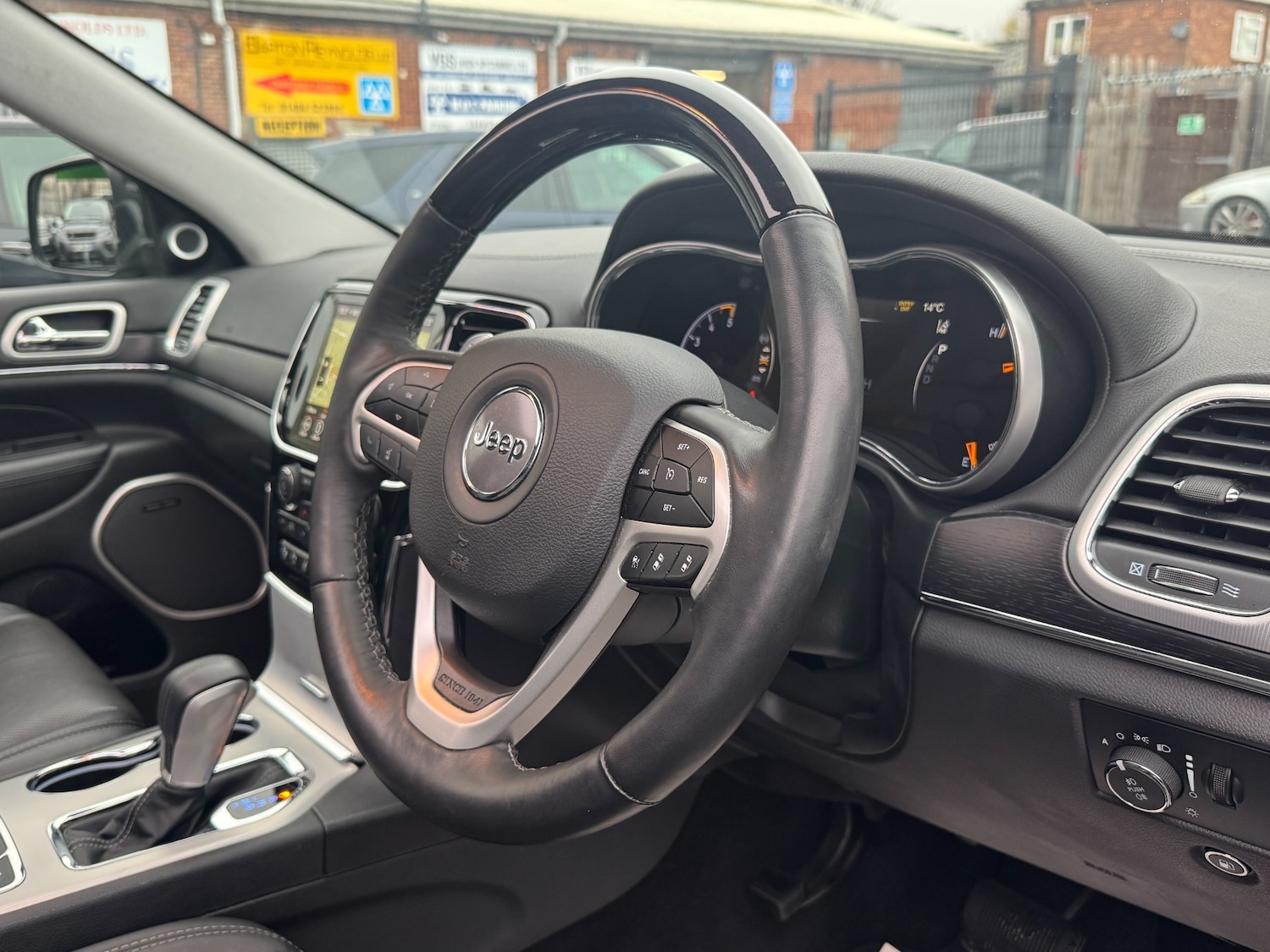 Used Jeep Grand Cherokee 2019 for sale - 76603728: Photo 51