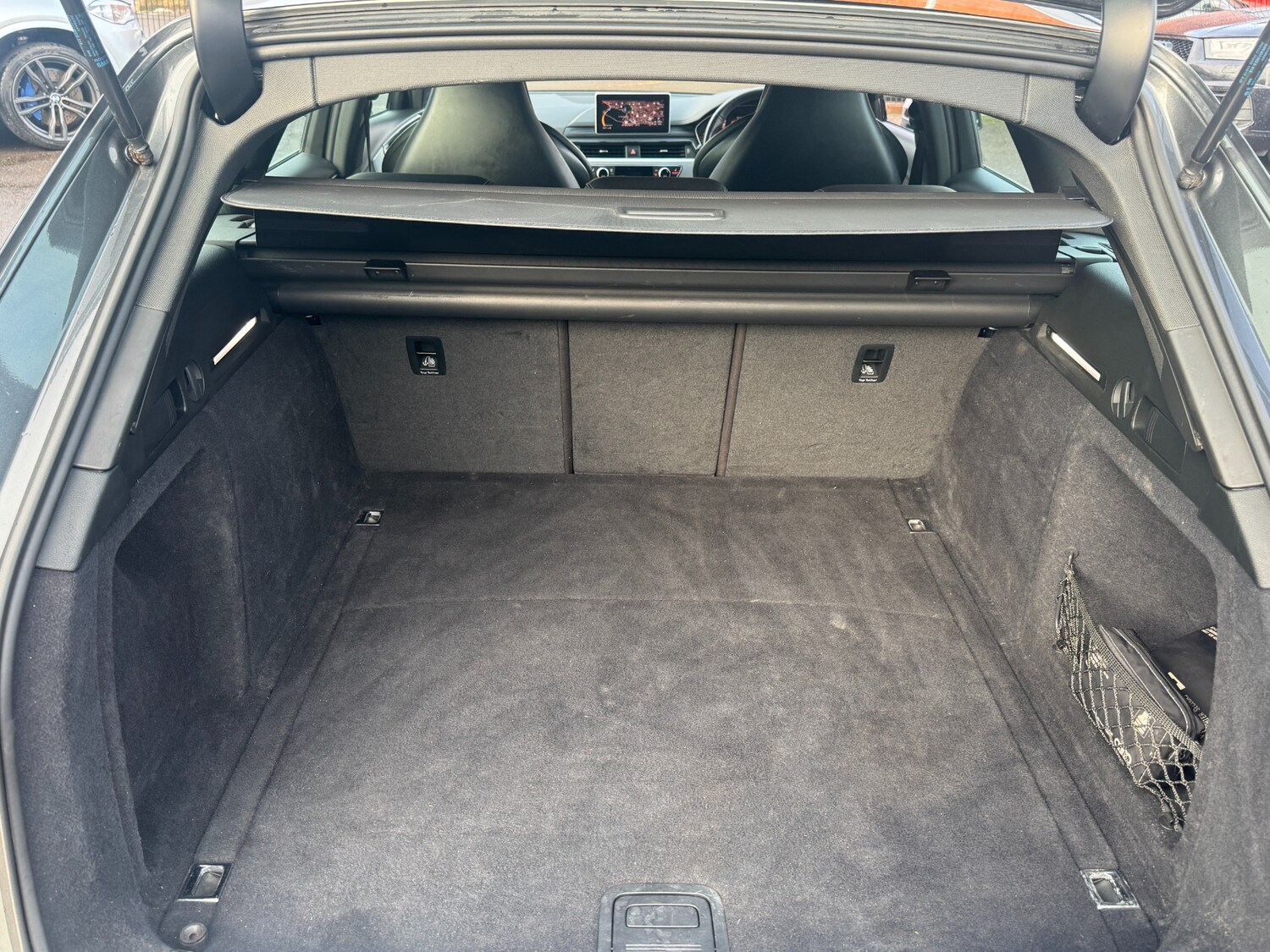 Used Audi RS4 2018 for sale - 77474665: Photo 65