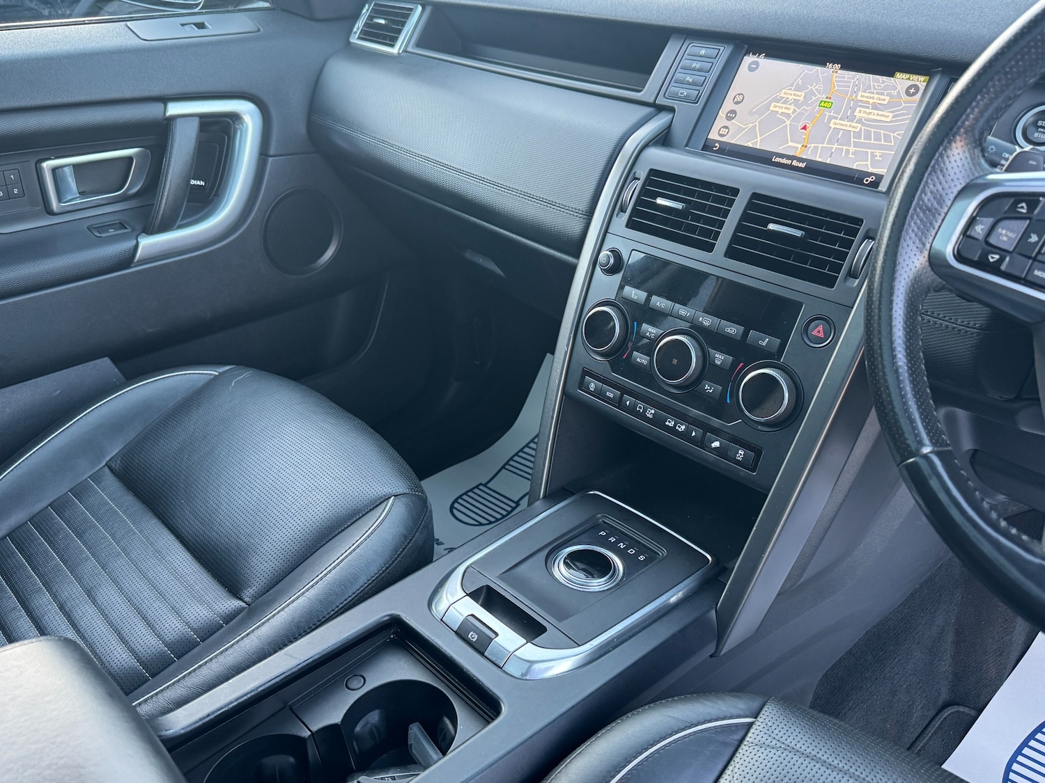 Used Land Rover Discovery Sport 2018 for sale - 77012033: Photo 36