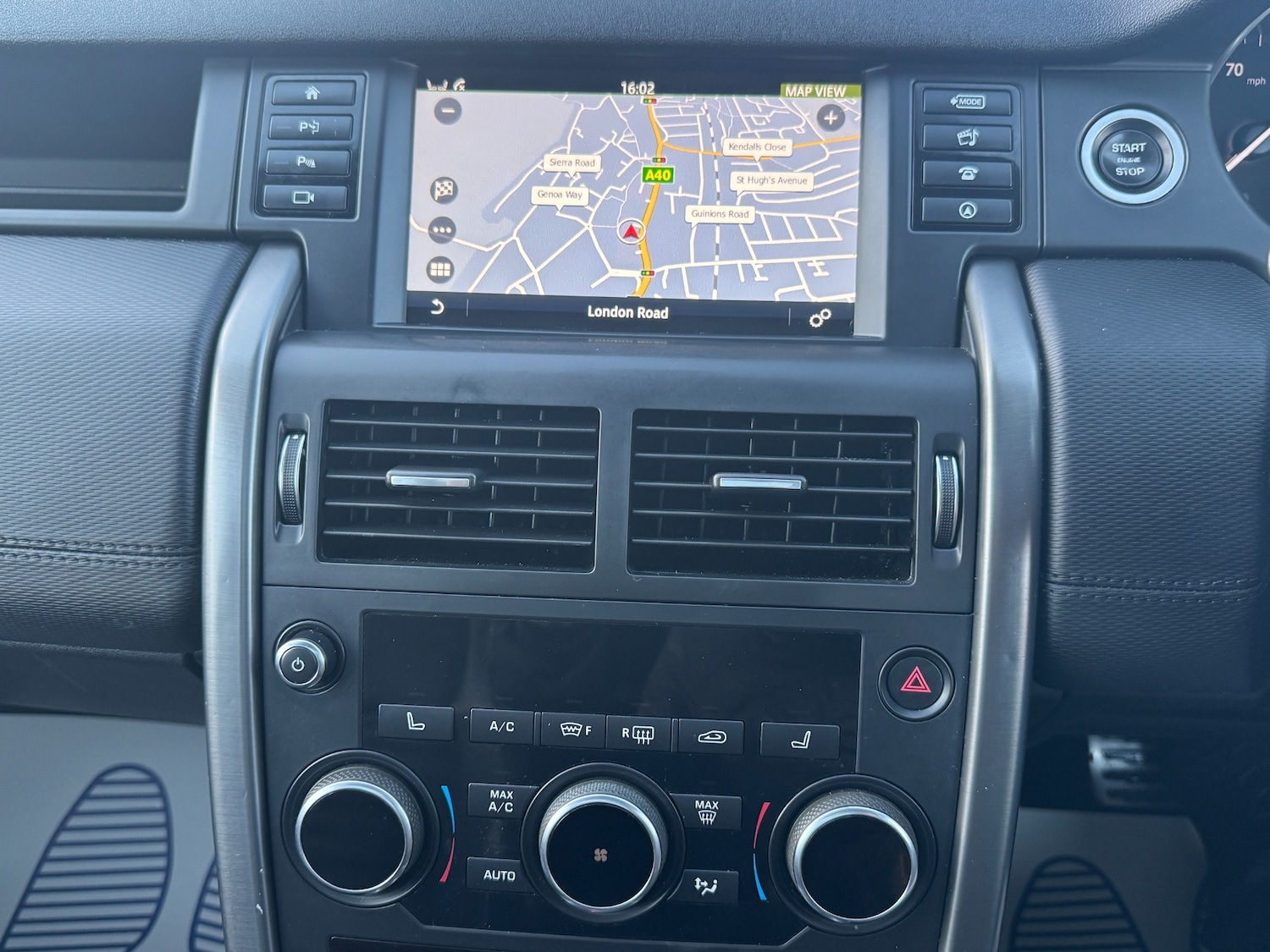 Used Land Rover Discovery Sport 2018 for sale - 77012033: Photo 40