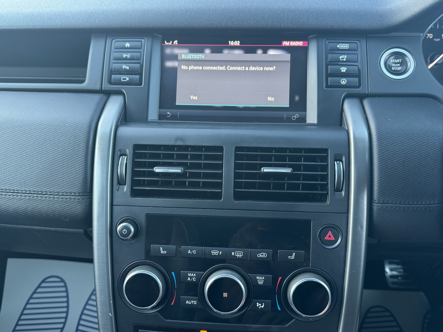 Used Land Rover Discovery Sport 2018 for sale - 77012033: Photo 45