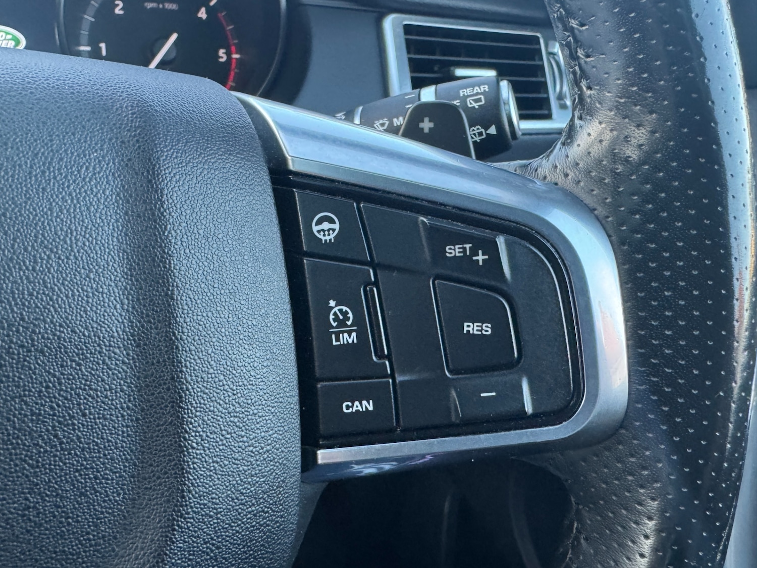 Used Land Rover Discovery Sport 2018 for sale - 77012033: Photo 50