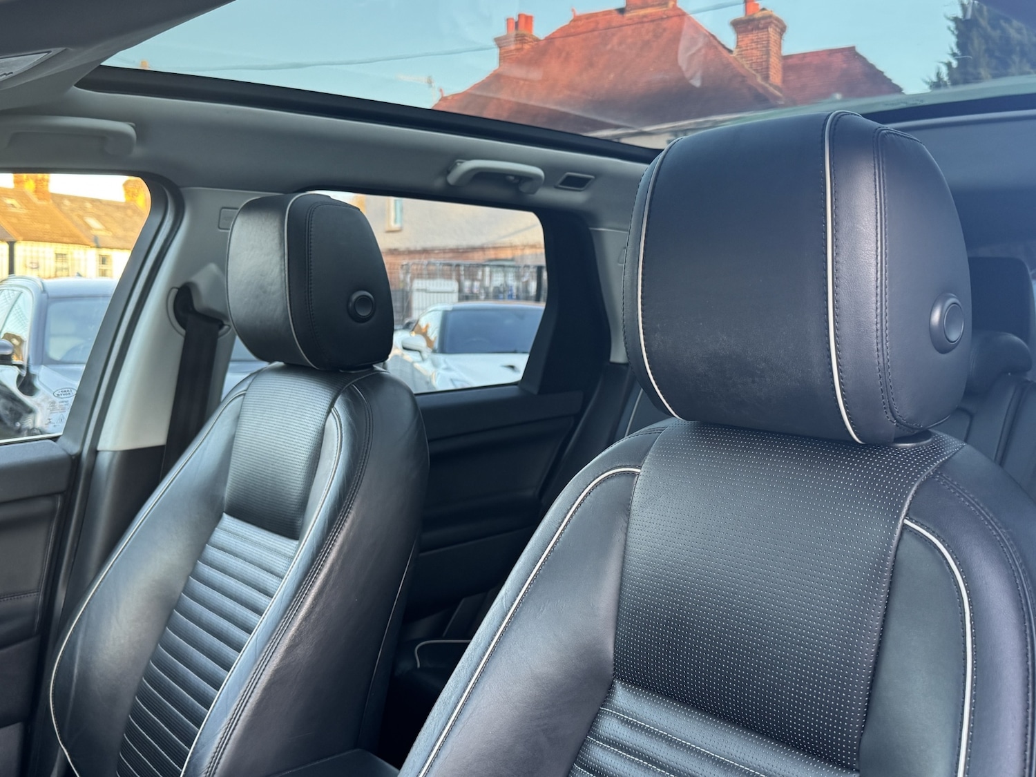 Used Land Rover Discovery Sport 2018 for sale - 77012033: Photo 60