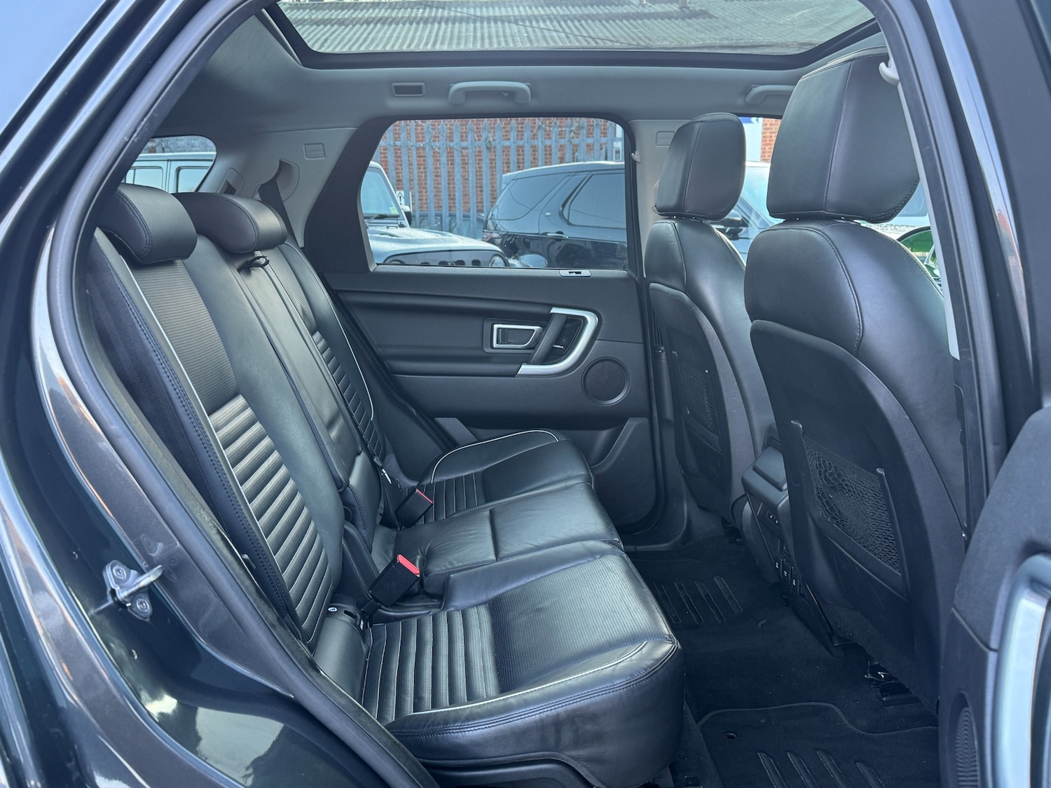 Used Land Rover Discovery Sport 2018 for sale - 77012033: Photo 63