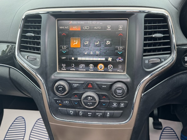Used Jeep Grand Cherokee 2016 for sale - 75680195: Photo 44