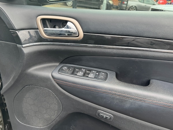 Used Jeep Grand Cherokee 2016 for sale - 75680195: Photo 56