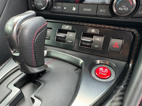 Used Nissan GT-R 2021 for sale - 64215460: Photo 55