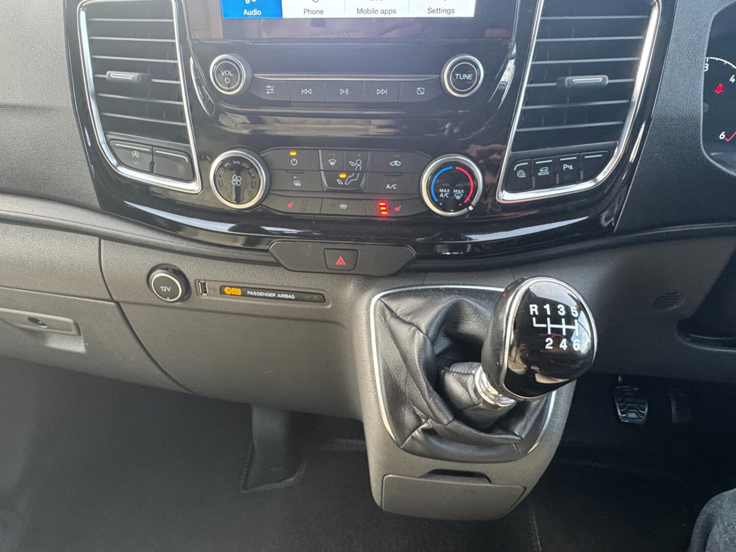 Used Ford Transit Custom 2020 for sale - 76948609: Photo 44