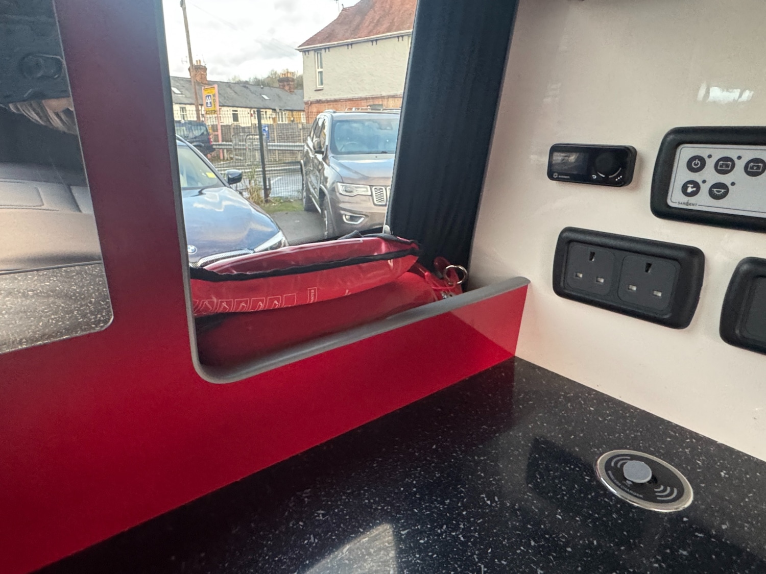 Used Ford Transit Custom 2020 for sale - 76948609: Photo 65