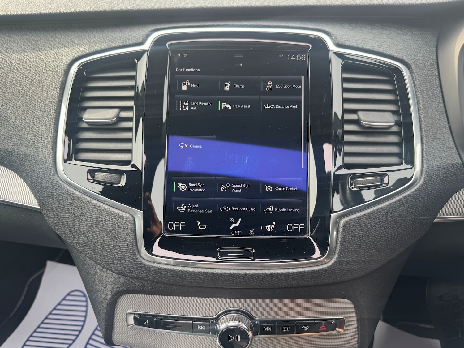 Used Volvo XC90 2017 for sale - 77973905: Photo 43