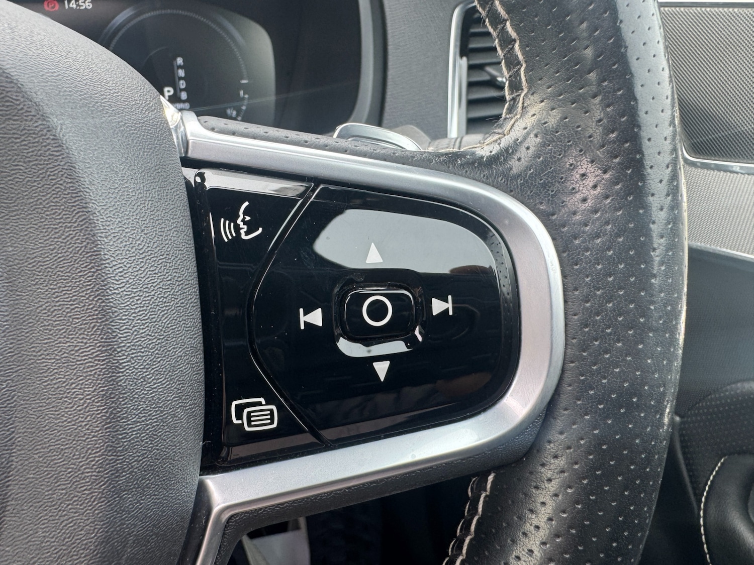 Used Volvo XC90 2017 for sale - 77973905: Photo 46