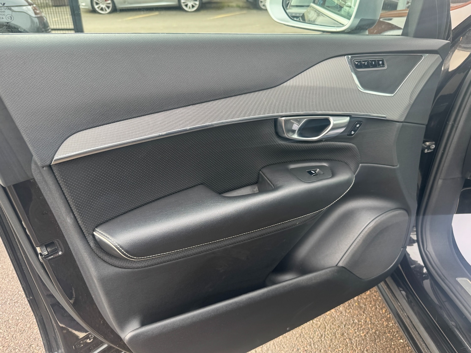 Used Volvo XC90 2017 for sale - 77973905: Photo 53