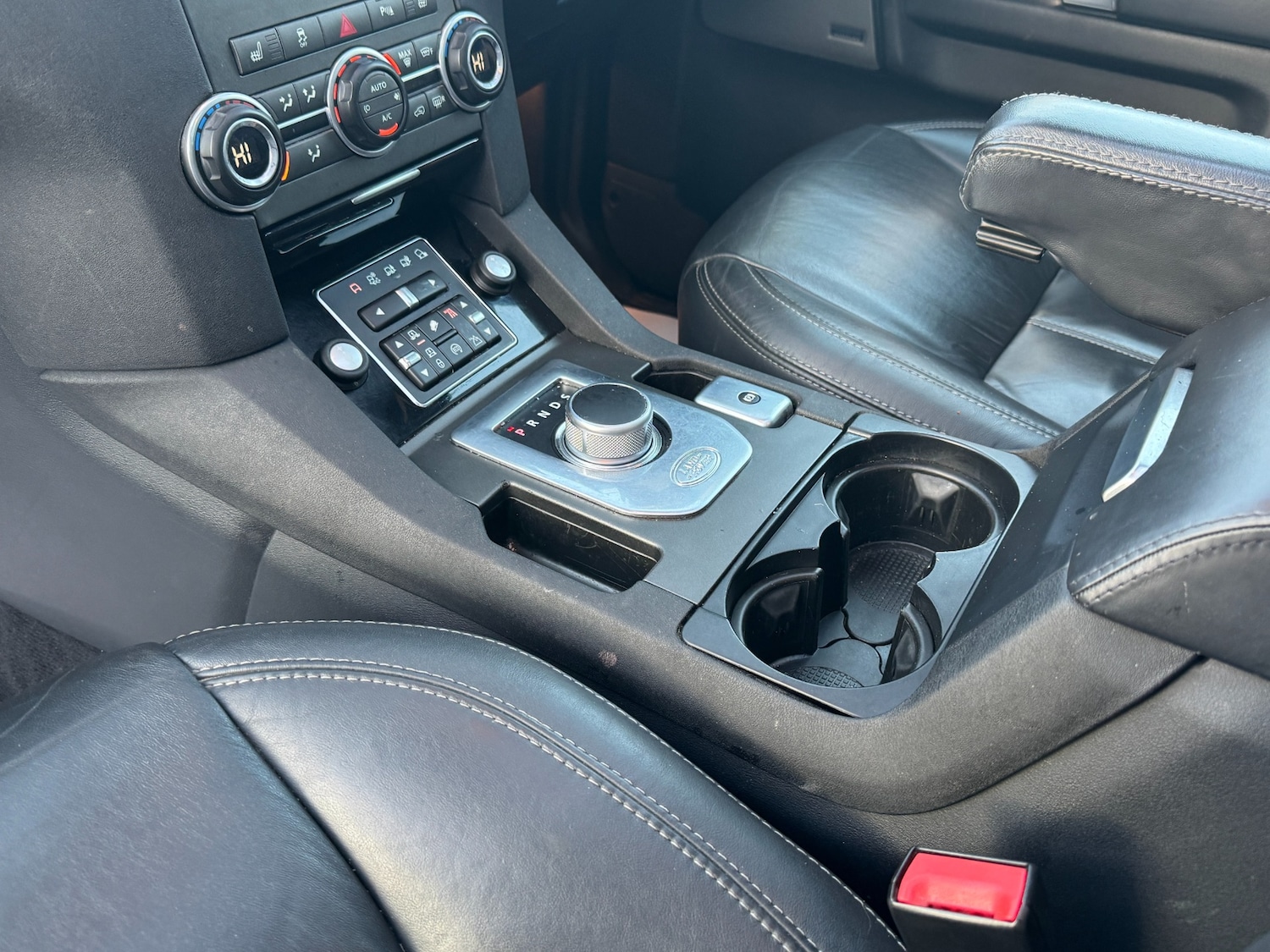 Used Land Rover Discovery 2016 for sale - 76933309: Photo 32