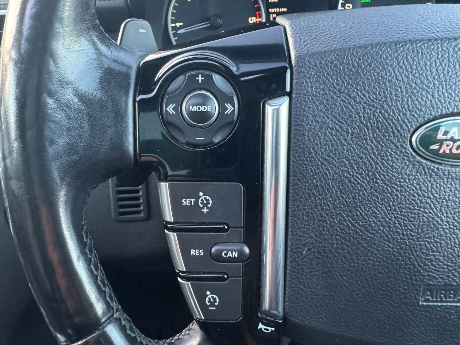 Used Land Rover Discovery 2016 for sale - 76933309: Photo 44