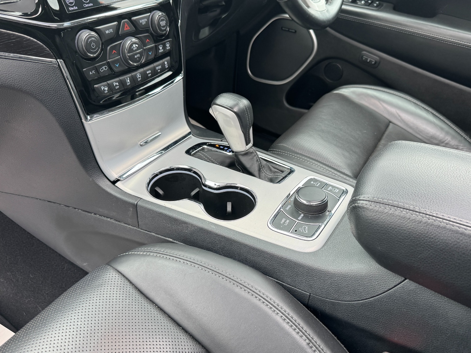 Vehicle 33