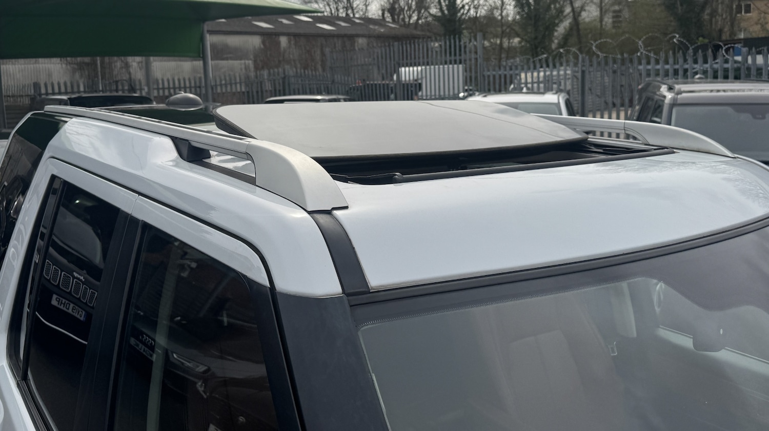 Used Land Rover Discovery 2016 for sale - 78060784: Photo 21