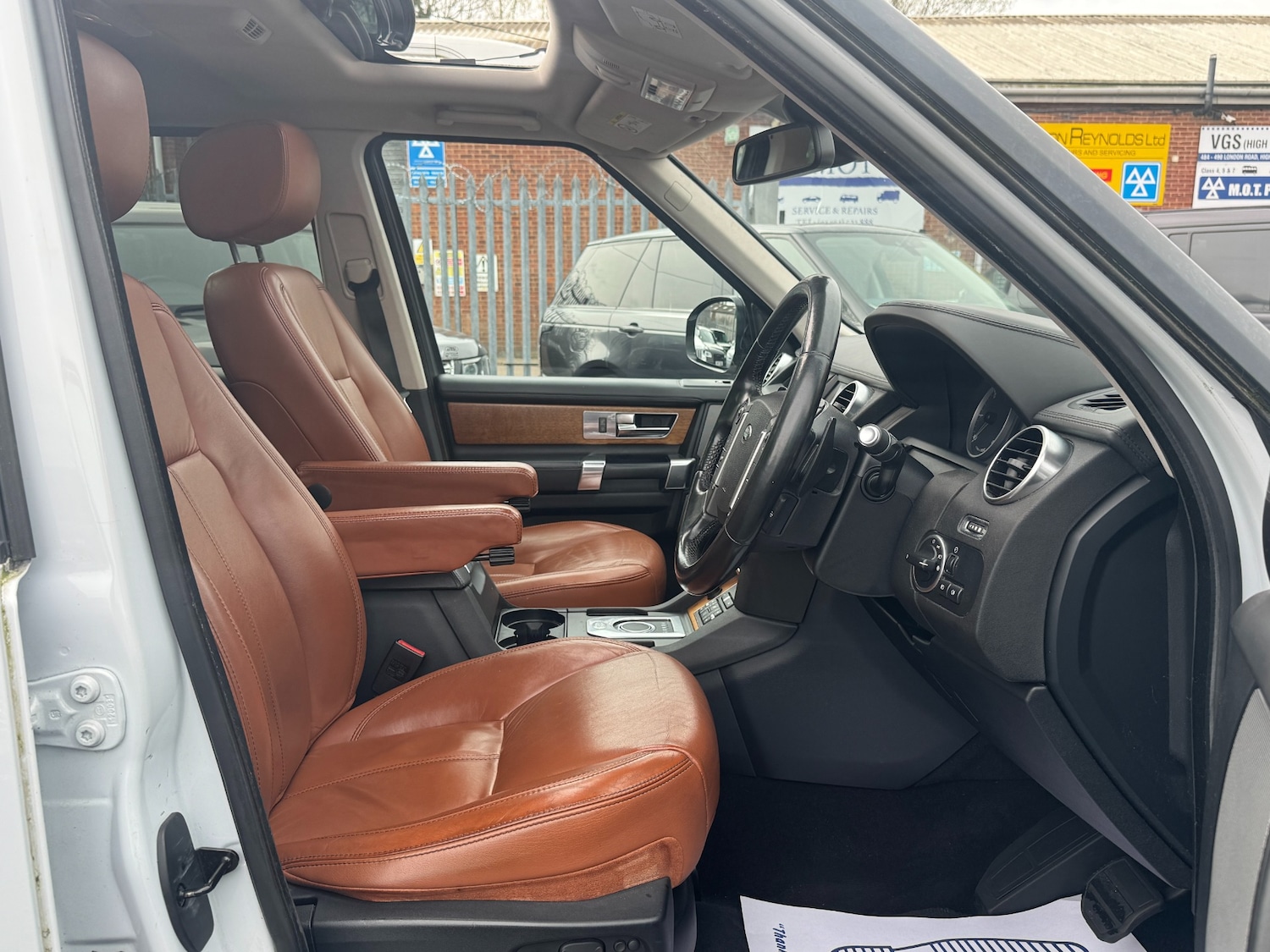 Used Land Rover Discovery 2016 for sale - 78060784: Photo 32