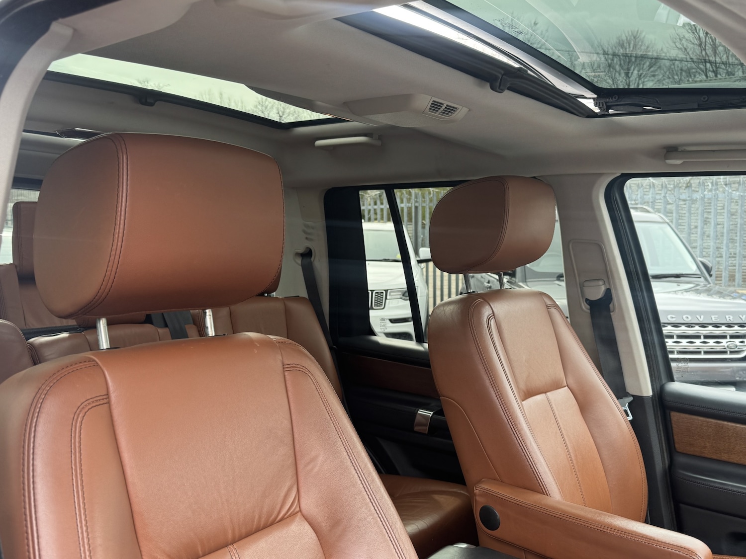 Used Land Rover Discovery 2016 for sale - 78060784: Photo 59