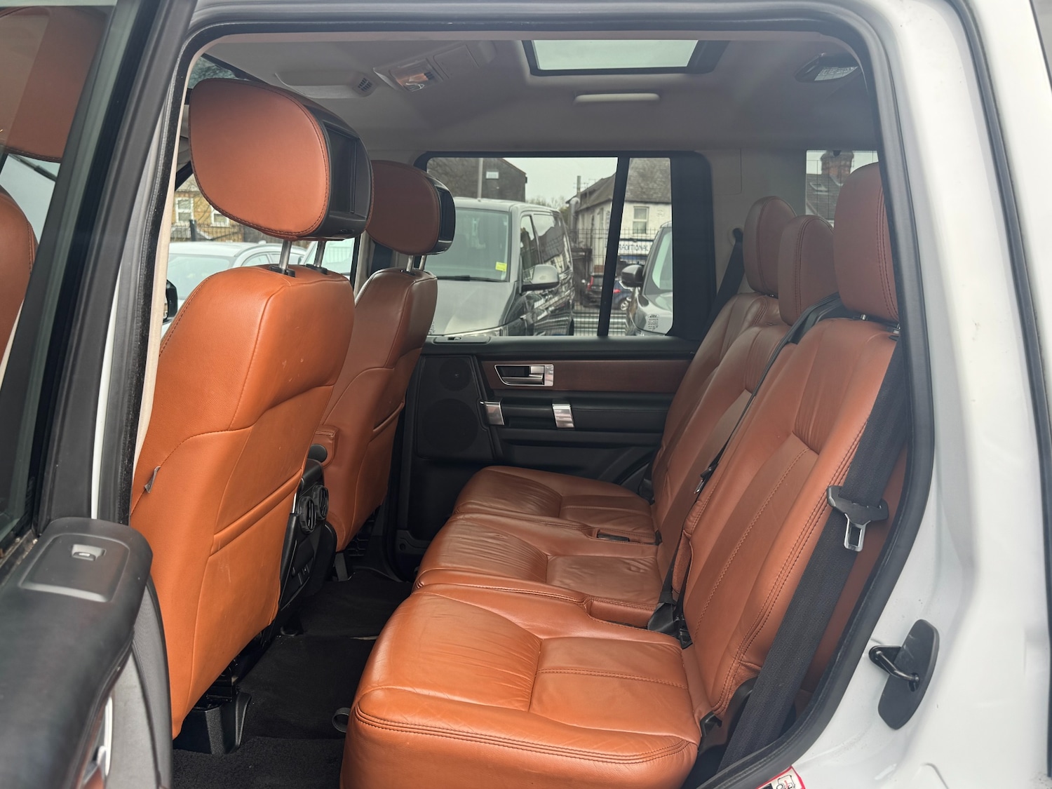 Used Land Rover Discovery 2016 for sale - 78060784: Photo 64