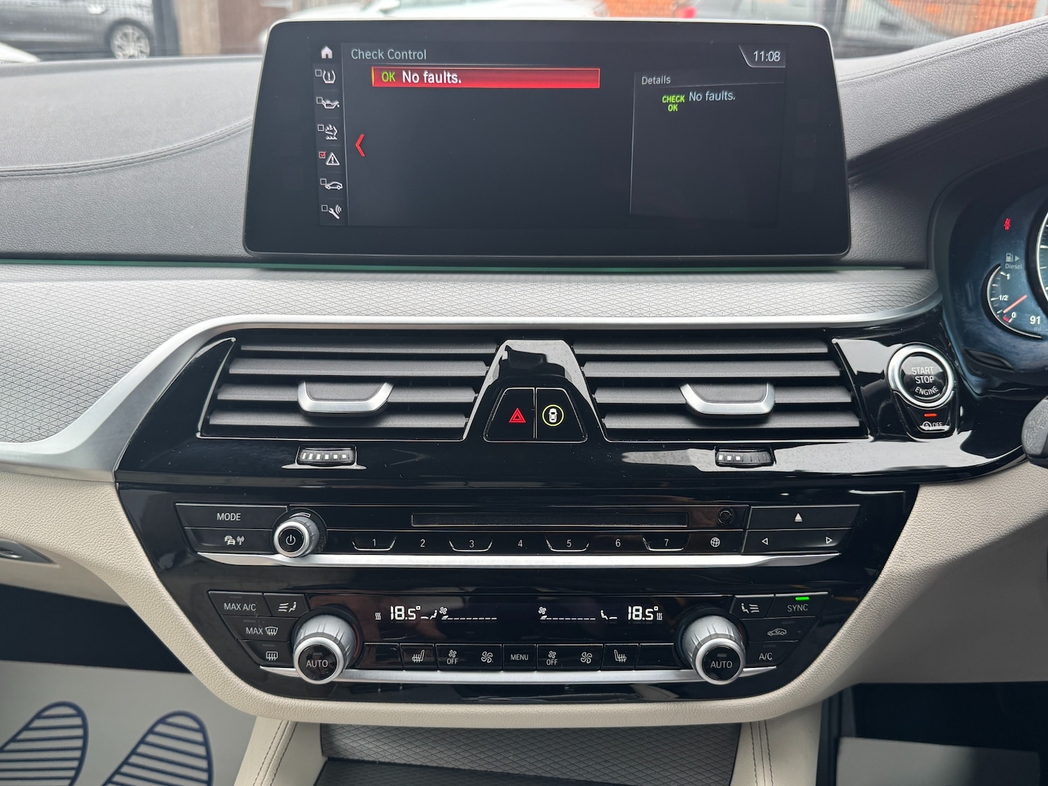 Used BMW 5 Series 2017 for sale - 76249952: Photo 43