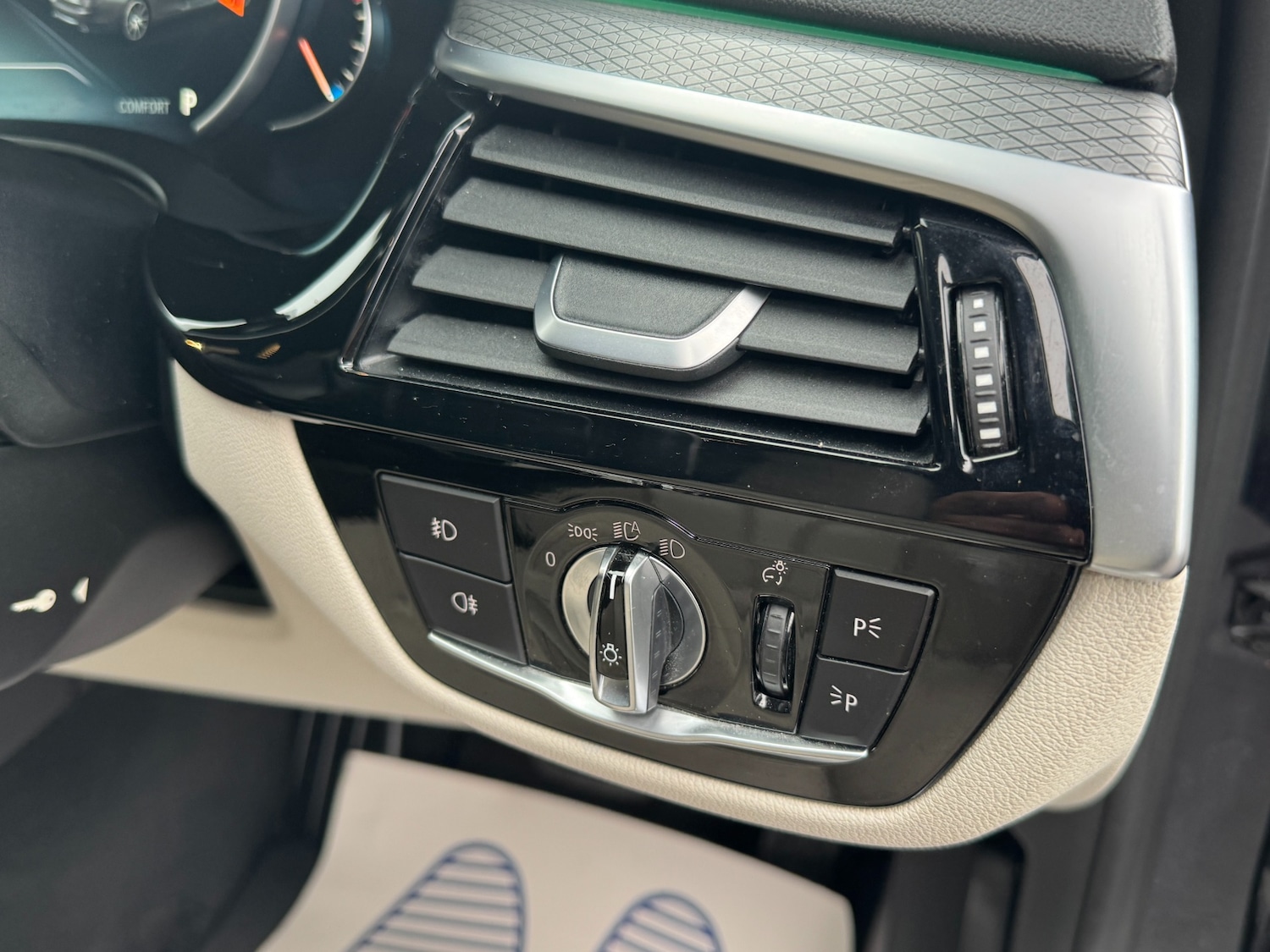 Used BMW 5 Series 2017 for sale - 76249952: Photo 50