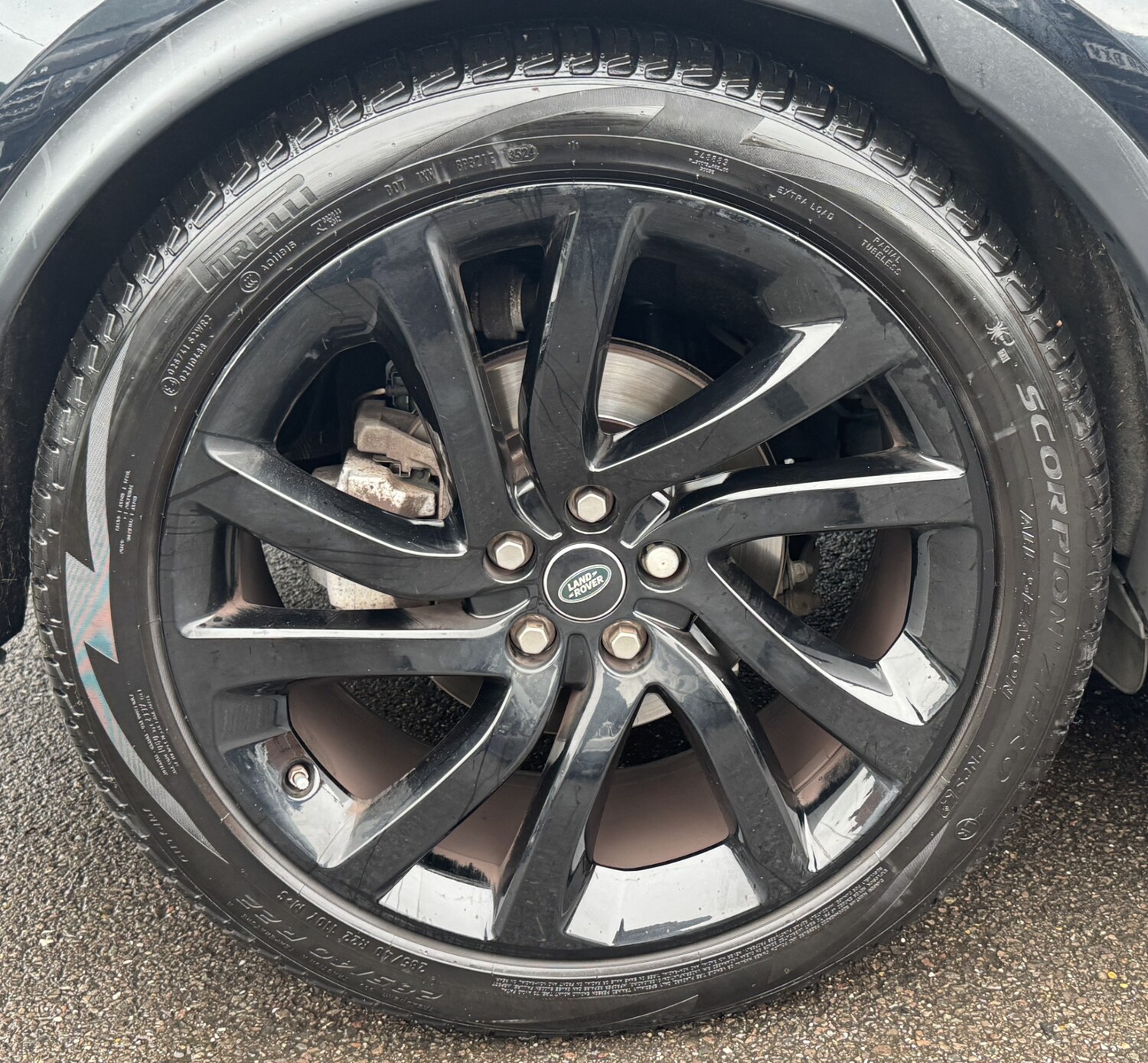 Used Land Rover Discovery 2019 for sale - 76556670: Photo 24