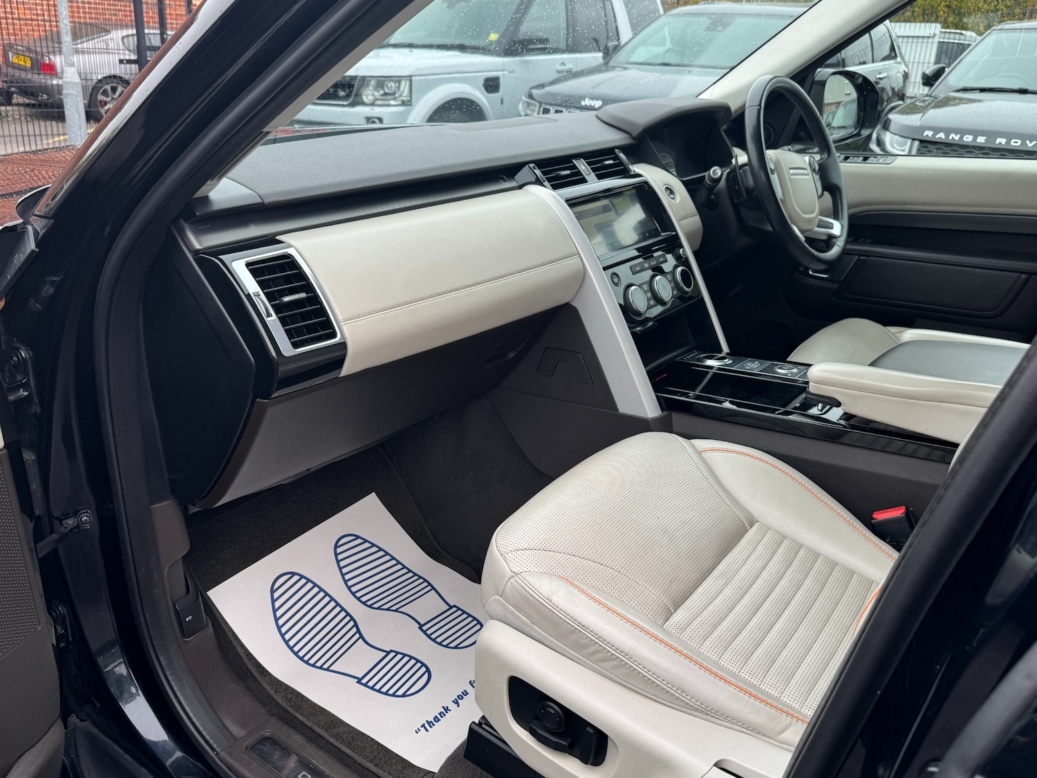 Used Land Rover Discovery 2019 for sale - 76556670: Photo 26