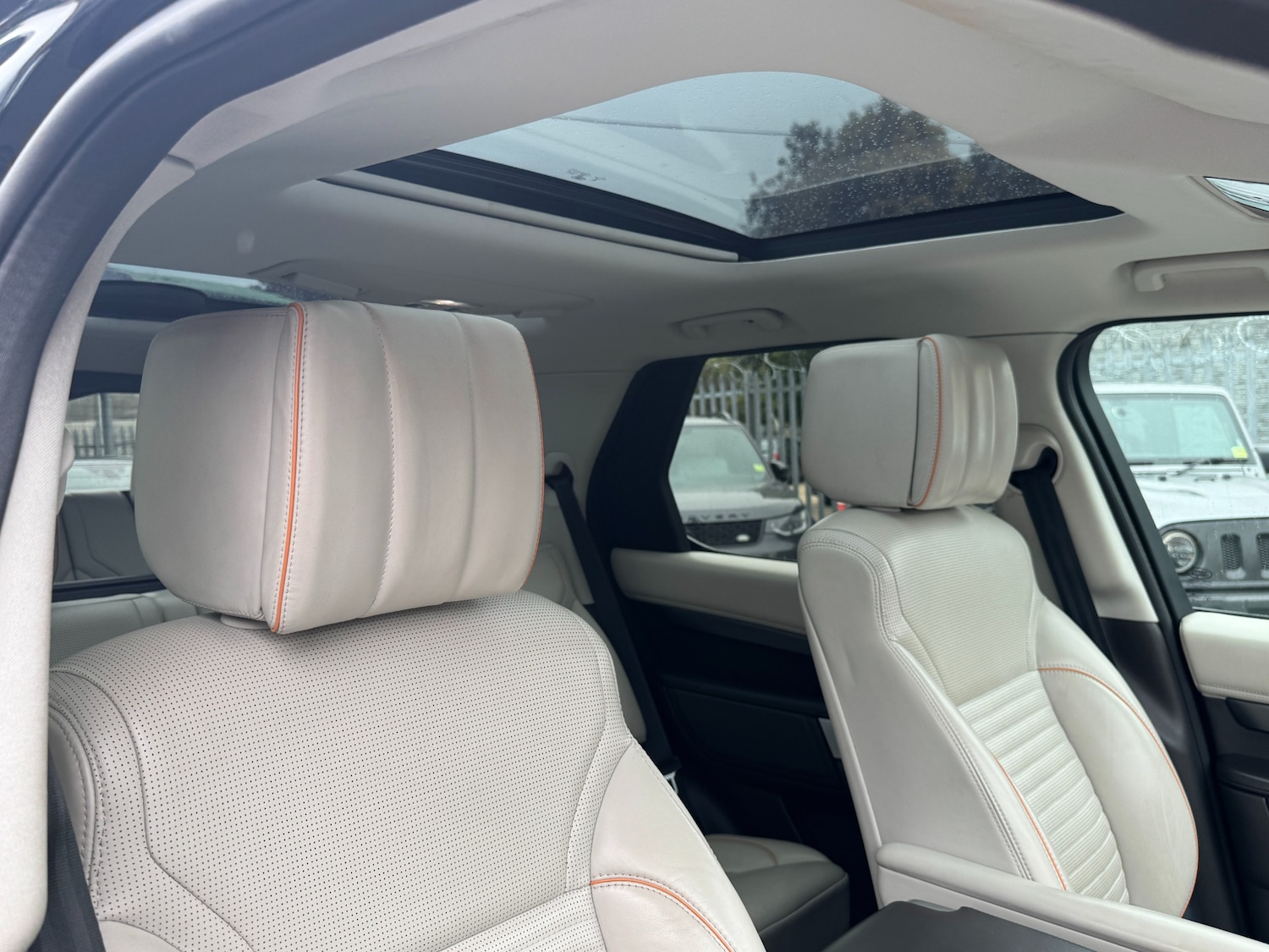 Used Land Rover Discovery 2019 for sale - 76556670: Photo 54