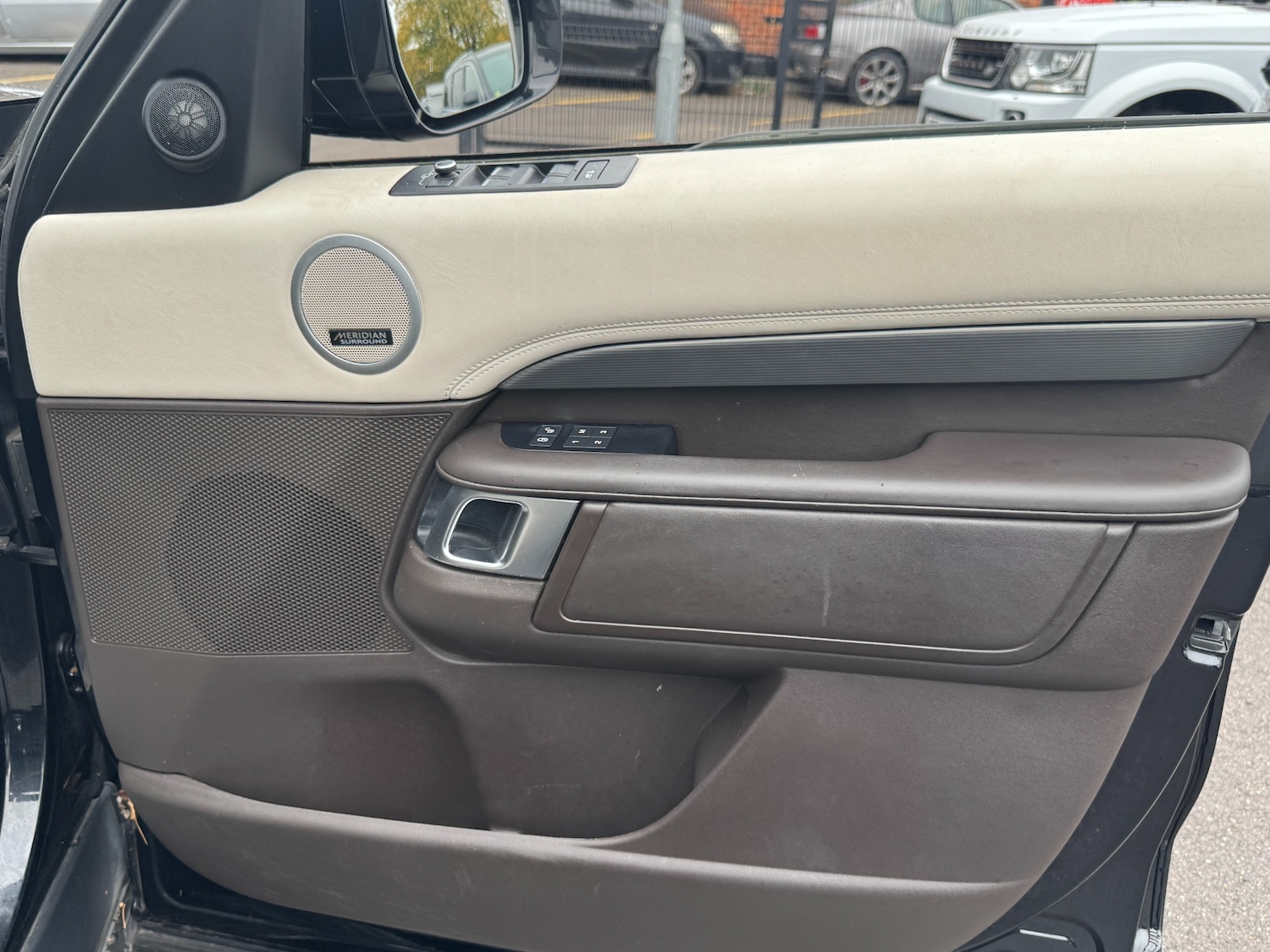 Used Land Rover Discovery 2019 for sale - 76556670: Photo 56