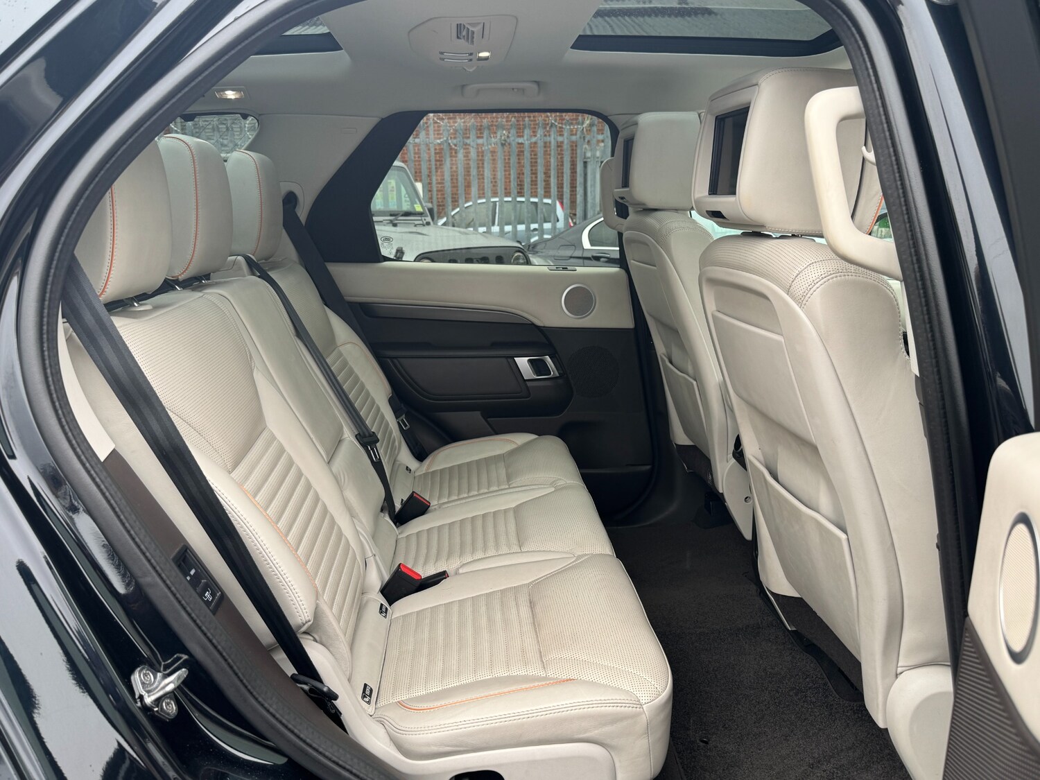 Used Land Rover Discovery 2019 for sale - 76556670: Photo 61